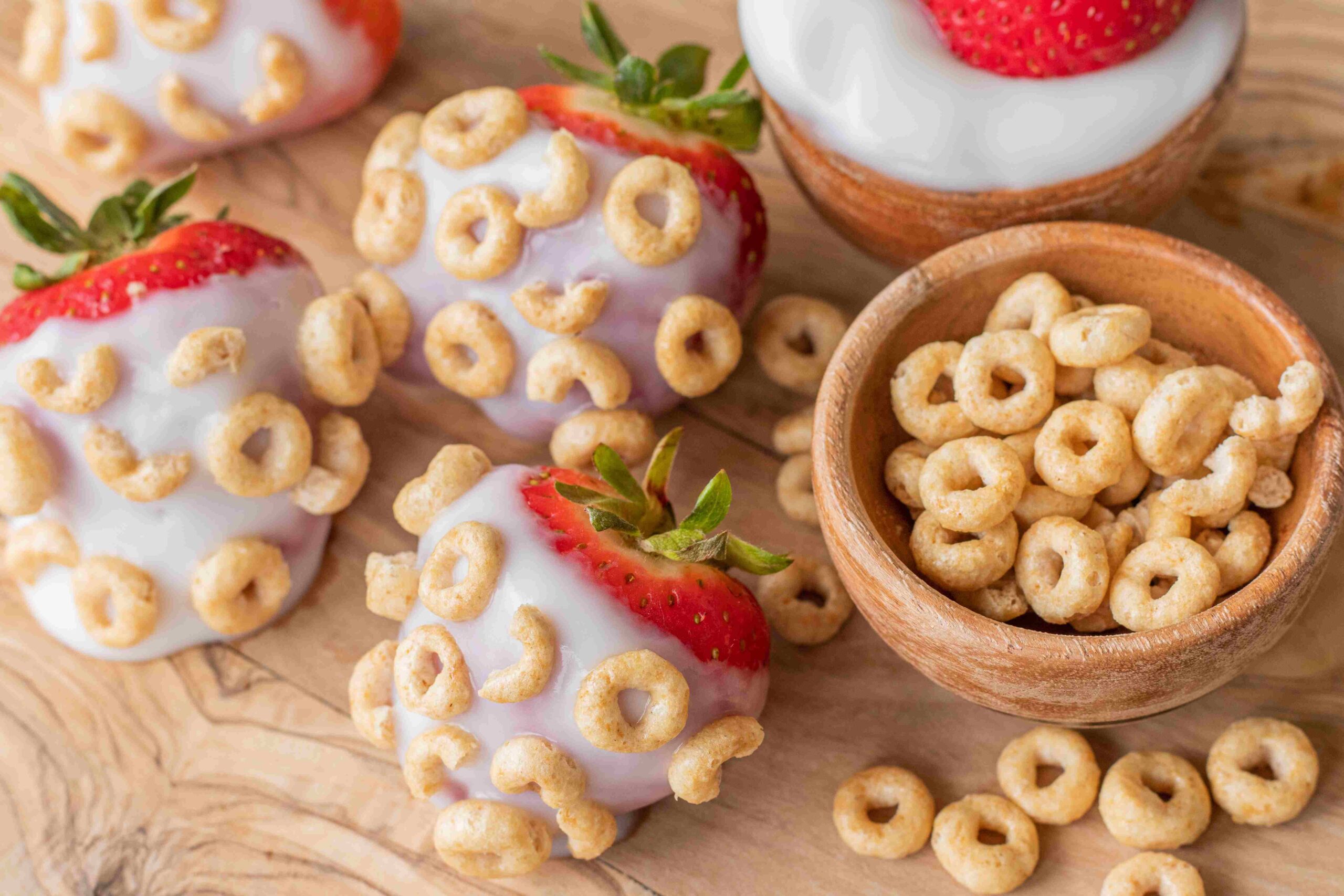 Strawberry Yogurt Clusters - Common Threads