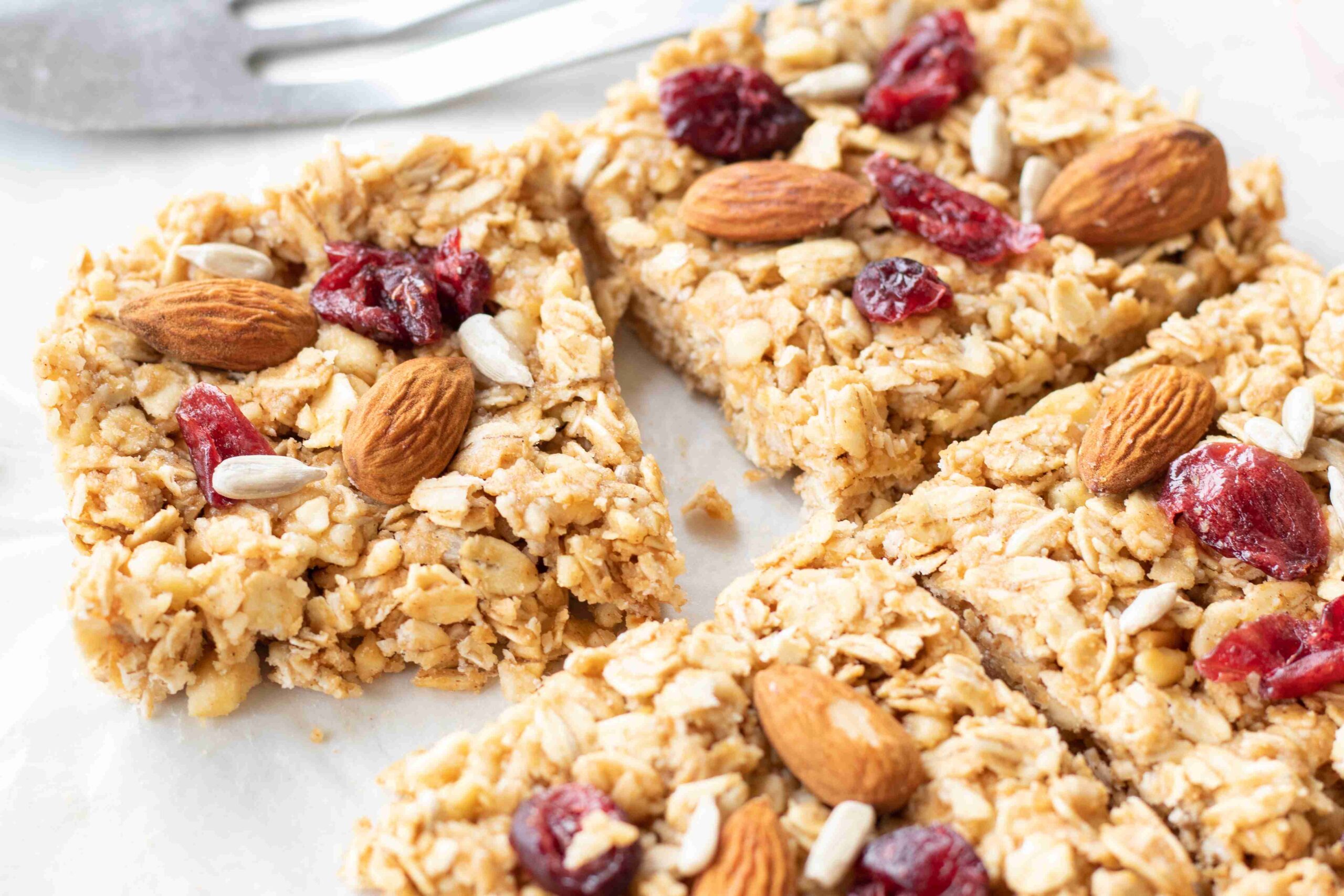 No-Bake Granola Bars - Common Threads